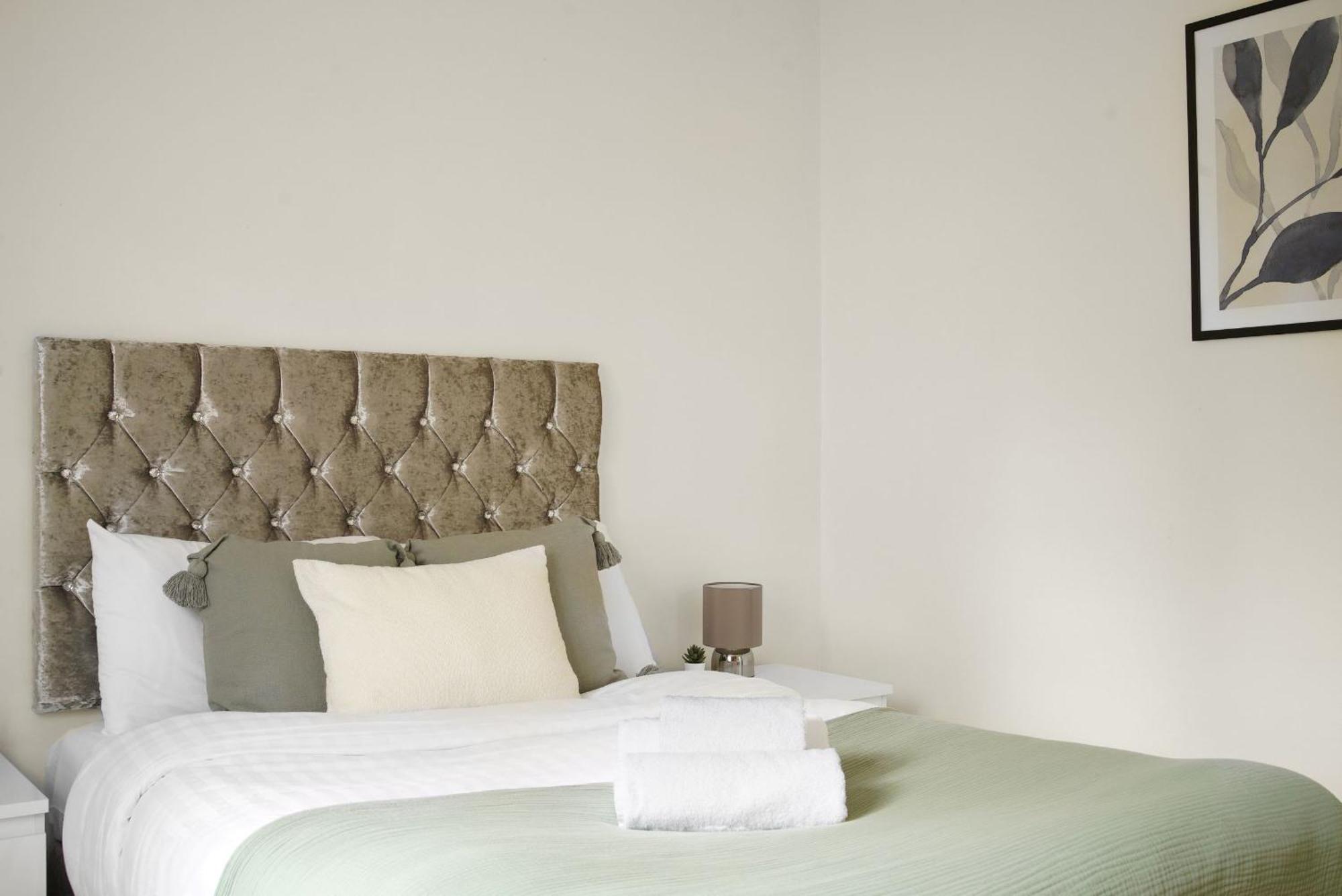 Paddington - 2Br With Balcony - Cityapartmentstay ลอนดอน ภายนอก รูปภาพ