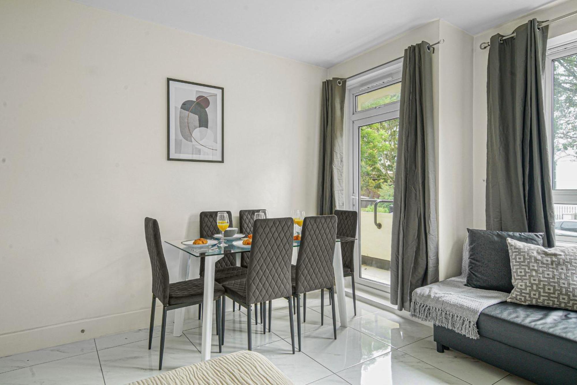 Paddington - 2Br With Balcony - Cityapartmentstay ลอนดอน ภายนอก รูปภาพ